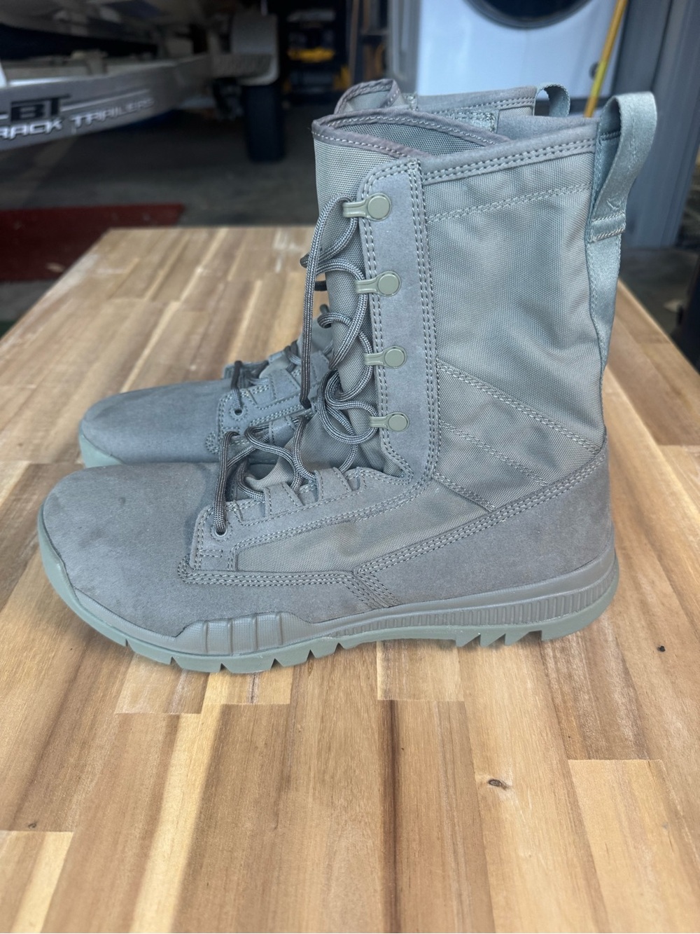 Nike Men's Tactical Boots Gray/Olive